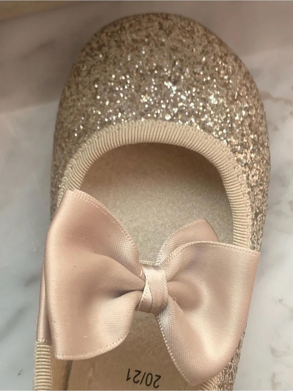 H&M Girls Sparkle Bow Ballet Flats in Champagne Gold